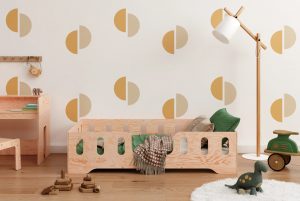 Un grand lit cabane pour transformer la chambre des enfants